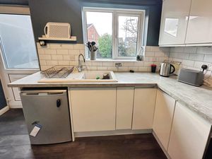 Photo 7- click for photo gallery